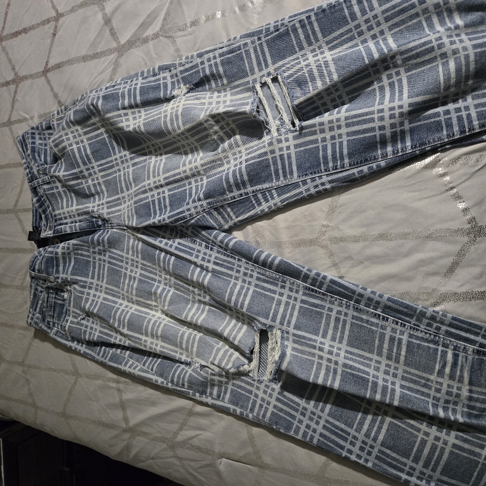 Plaid Distressed Jeans